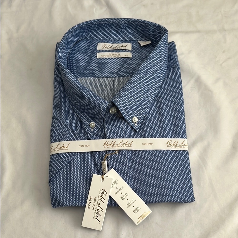 Roundtree & Yorke Blue Dress Shirt Classic Style